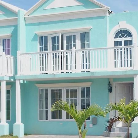 Вілла Townhouse By The Bay, Little Bay Country Club ,Negril Orange Bay Екстер'єр фото