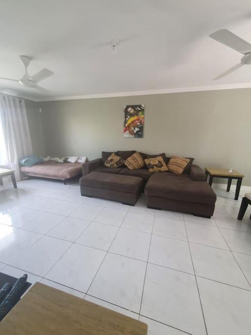 Вілла Townhouse By The Bay, Little Bay Country Club ,Negril Orange Bay Екстер'єр фото