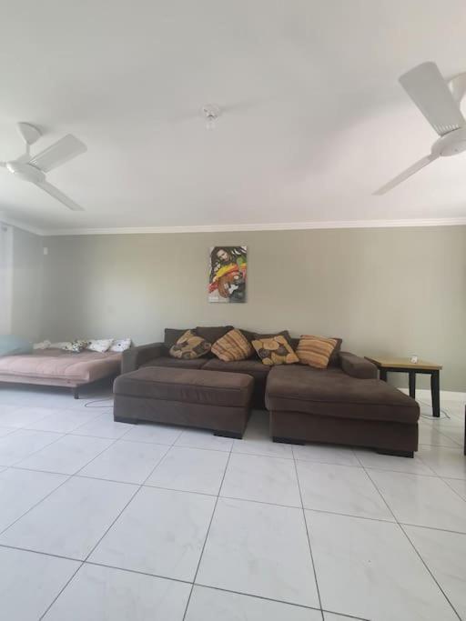Вілла Townhouse By The Bay, Little Bay Country Club ,Negril Orange Bay Екстер'єр фото